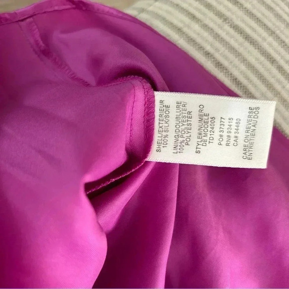 100% Silk Beaded Trim Fuchsia Ruffle V-neck dress Size XS Trina Turk vintage - Picture 5 of 7